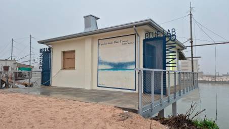 Il capanno sul deviatore Marecchia diventa sede del Rimini Blue Lab