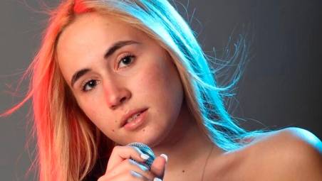 Matilde Montanari voce dei Santa Balera