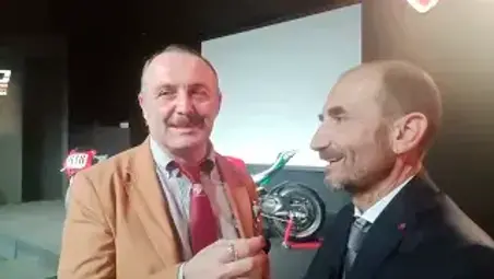 MotoGp, Domenicali: “Marquez darà ancora tantissimo alla Ducati, complimenti all’Aprilia e a Bezzecchi” VIDEO