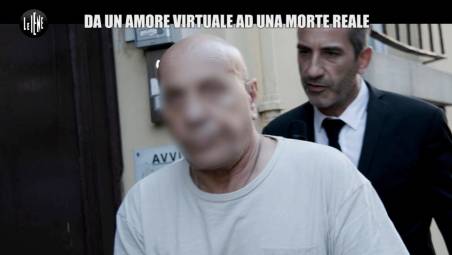 Il protagonista del servizio delle Iene inseguito dal giornalista