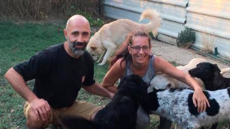 Santarcangelo, venduta la casa, la “Tana dei Lupi” rischia di chiudere. “Aiutateci a far rinascere il nostro rifugio per cani abbandonati”