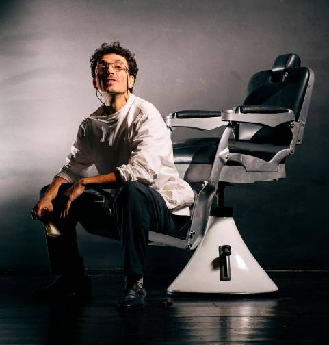 Gatteo, Denis Campitelli al Castello Malatestiano con “Barba e Capelli”