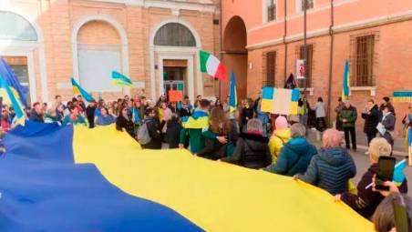 Una manifestazione per l’Ucraina in Romagna
