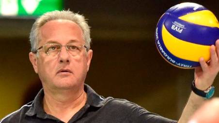 Imola, Julio Velasco il primo aprile al teatro Stignani per una serata di beneficenza