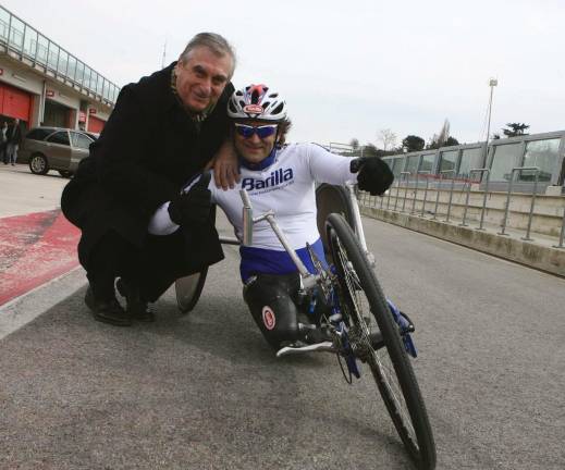 Il dottor Claudio Costa e Alex Zanardi a Imola
