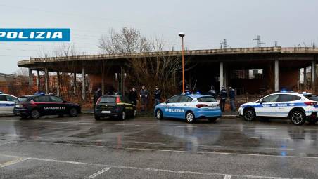 L’operazione ha coinvolto Polizia di Stato, Arma dei Carabinieri, Guardia di Finanza e Polizia Locale