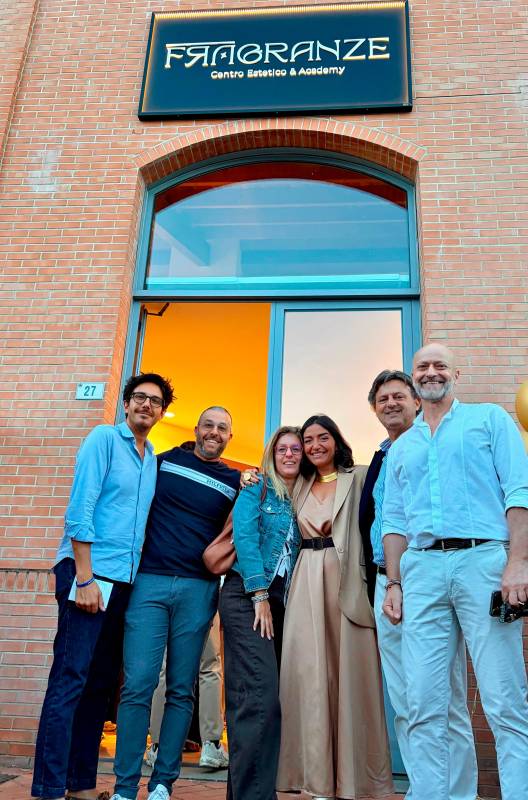 Foto di gruppo con la delegazione CNA, da sinistra: Matteo Zanchini, Carlo Guardigli, Elisa Gatta, Francesca Borsetto, Davide Bellini, Marco Boscherini