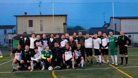 Giocatori attuali, ex, tecnici e dirigenti del Cesena presenti martedì a Traversara