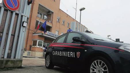 Rimini, accusato di tortura da sei pusher: il carabiniere prosciolto ora li denuncia