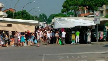 Anziana scippata: due giovani arrestate al mercato di Gatteo Mare