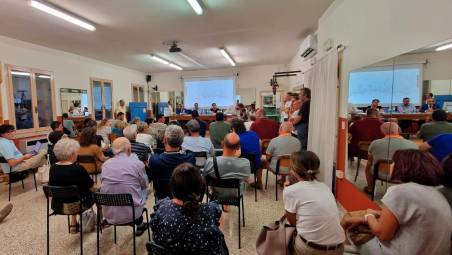 L’assemblea pubblica si è tenuta il 7 luglio allo Spazio Bulgarnò