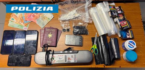 Il materiale sequestrato