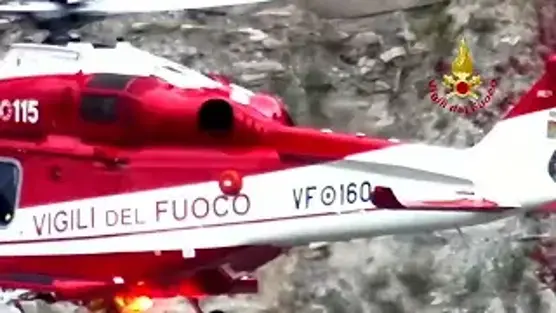 Casola Valsenio, due cani scivolano lungo una parete rocciosa, salvati dai Vigili del Fuoco VIDEO