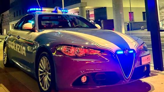 Rimini, deve scontare due anni per rapine e resistenza: ragazza sorpresa con le valigie in hotel mentre stava per scappare