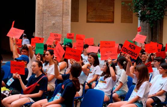 Rimini nel fine settimana torna “Un mare di libri”: la lettura in mano ai giovani