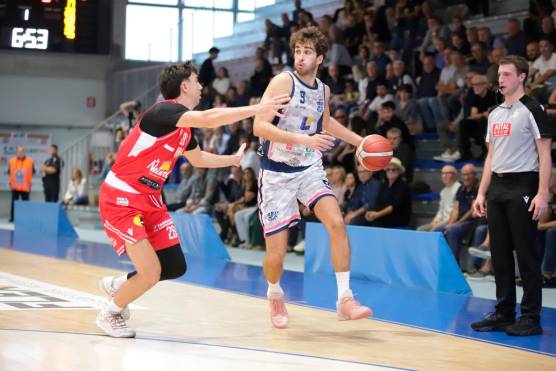 Luca William Wiltshire, Andrea Costa Imola su Nicolo Dellosto, Longiman Orzinuovi