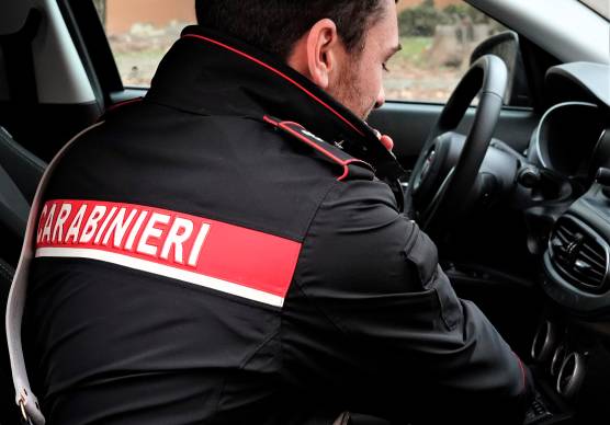 Rimini, rapina a mano armata in tabaccheria