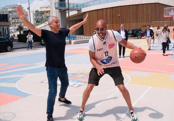 Carlton Myers organizzatore del torneo “marcato dal sindaco di Rimini Jamil Sadegholvaad