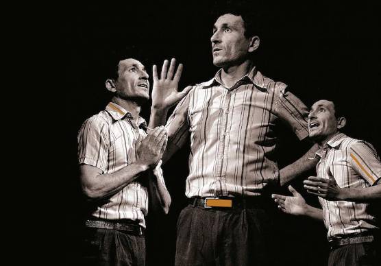 Denis Campitelli con il suo trebbo sabato a Verucchio