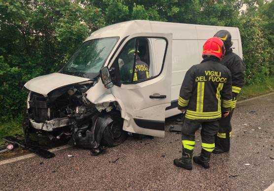 San Marino. Violento scontro frontale vicino al confine, un ferito grave