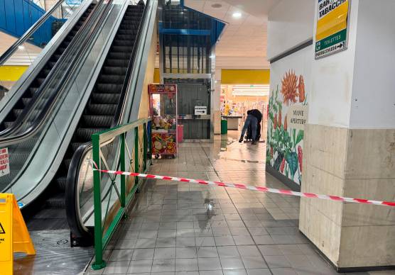 Cesena, perdita d’acqua e allagamento al centro commerciale - Gallery