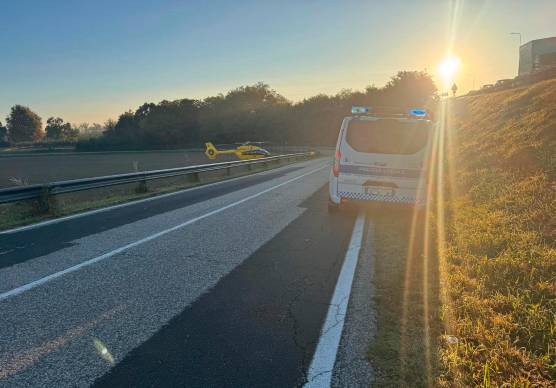 Bagnacavallo, incidente: grave ciclista investito da un furgone