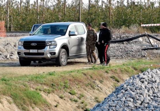 Bomba nascosta sotto la ferrovia per non fermare il cantiere a Solarolo: tre indagati