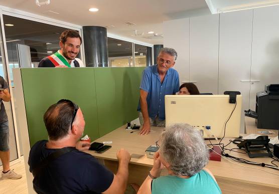 Cesena, carta d’identità elettronica non valida per i viaggi: ampliati gli orari allo Sportello Facile