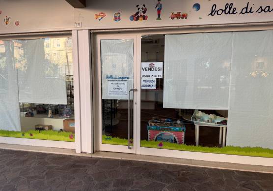 Il negozio “Bolle di Sapone” ha abbassato le serrande