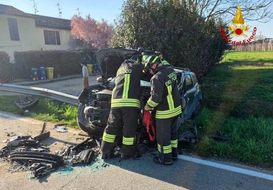 Forlì, incidente: scontro frontale, anche due bambini tra i quattro feriti all’ospedale