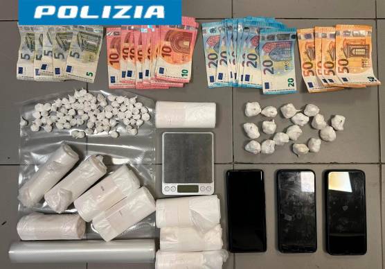Bellaria, è ai domiciliari e spaccia cocaina da casa: 52enne arrestato
