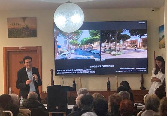 Punta Marina, presentate le ipotesi per riqualificare viale dei Navigatori. Ridotti i posti auto, più verde