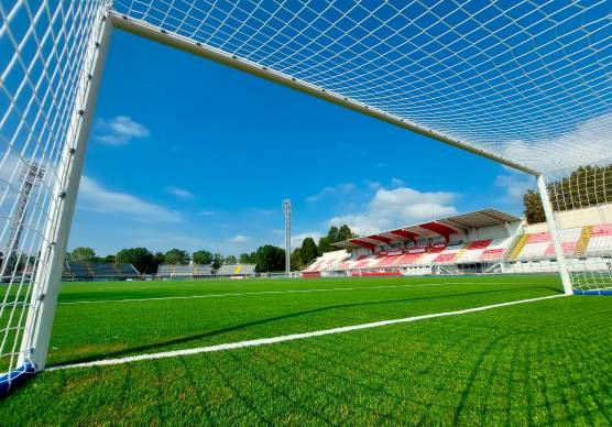 Il Natale senza calcio di Rimini: basta con case di cura, ristoranti o quant’altro, si riparta da persone che abbiano rispetto per la città VIDEO