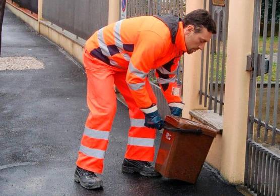 La raccolta porta a porta non convince tutti