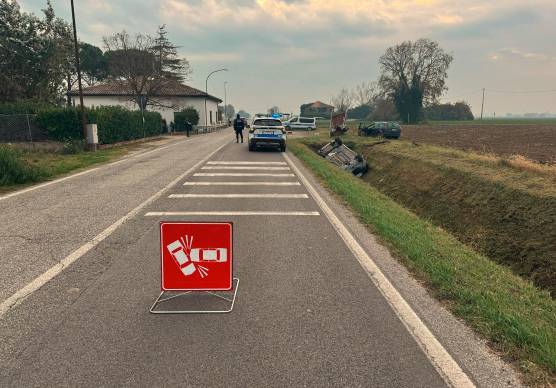 Scontro frontale al confine tra Cervia e Cesena, un ferito