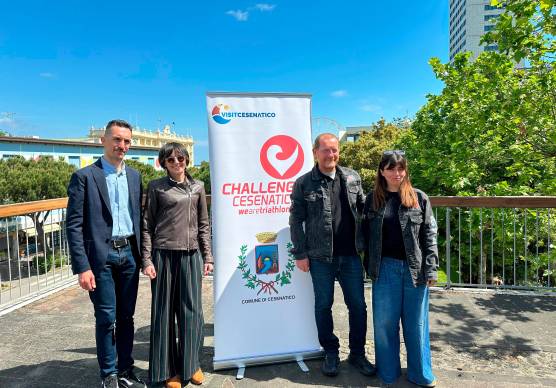 Foto di gruppo al termine della conferenza stampa del Challenge