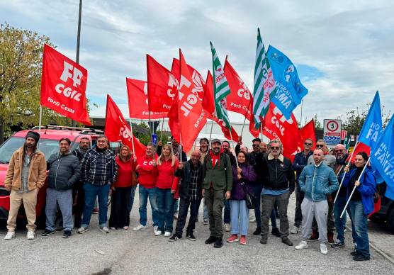 Accordo sul rinnovo del contratto dei servizi ambientali, revocato lo sciopero e il presidio a Cesena