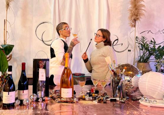Una vignaiola e una tatuatrice: domeniche creative tra pittura e vino