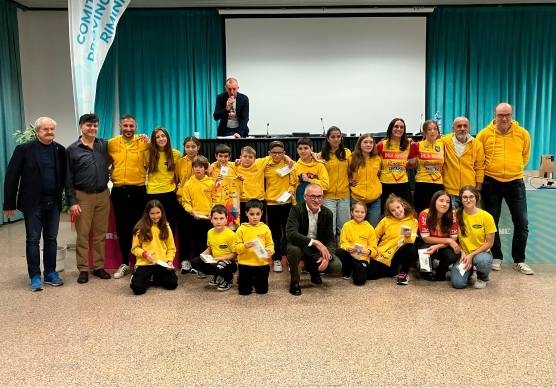 La Bicifestival al gran completo durante una premiazione al Comitato Fci di Rimini