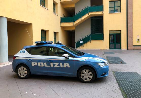 Cesena, furti sulle auto, arrestati due ladri