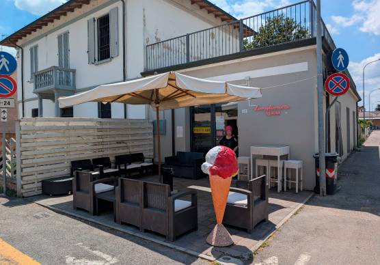 La gelateria rapinata