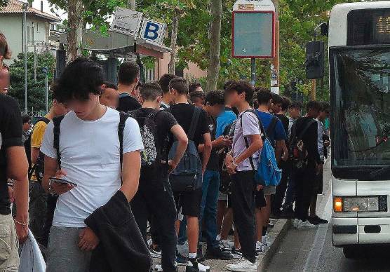 Trasporti scolastici per gli studenti faentini e lughesi, via agli abbonamenti
