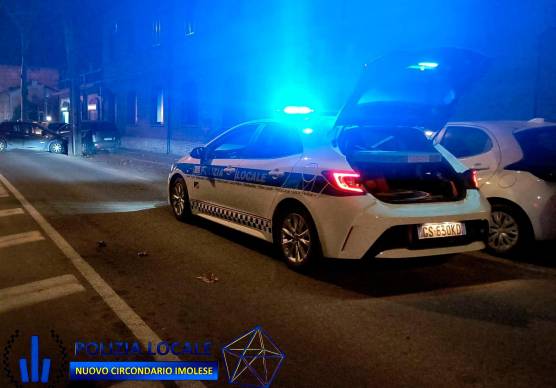 La polizia locale ha denunciato un cinquantenne
