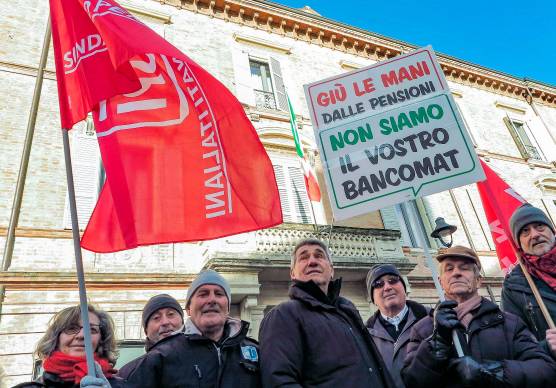 Rimini, crescono i pensionati in provincia: “Uno su tre sotto i mille euro lordi”