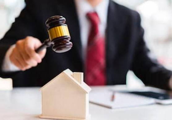 Rimini. Coppia di anziani 75enni sotto sfratto: «Affitti folli. Cerchiamo una nuova casa e possiamo pagare solo 500 euro al mese»