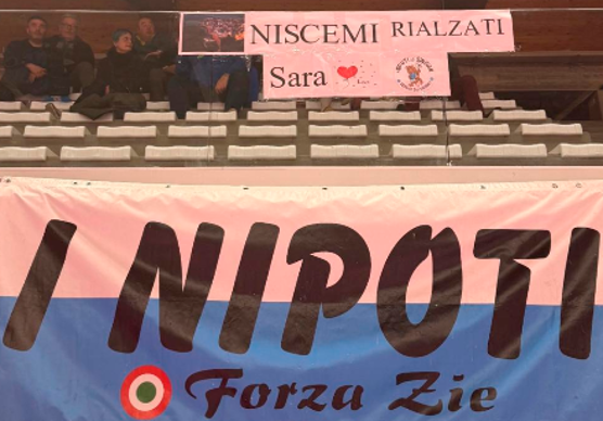 Lo striscione di sostegno dei tifosi della Omag-Mt San Giovanni in Marignano