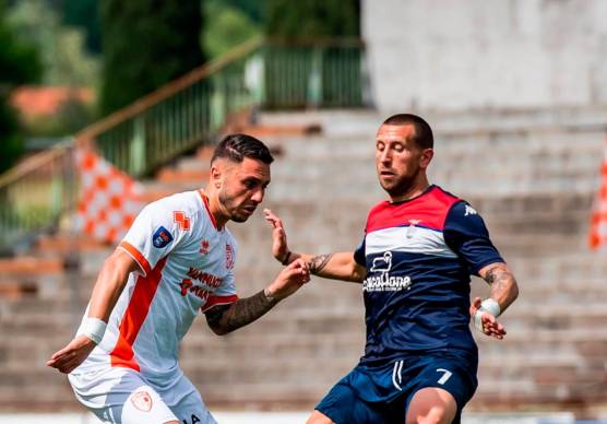 Luca Carnesecchi con la maglia del Tropical Coriano contro la Pistoiese