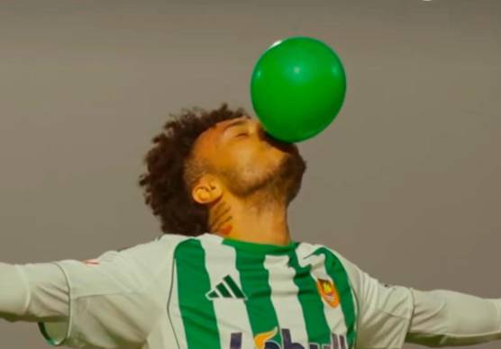 La tipica esultanza di Jalen Blesa nel match di ieri