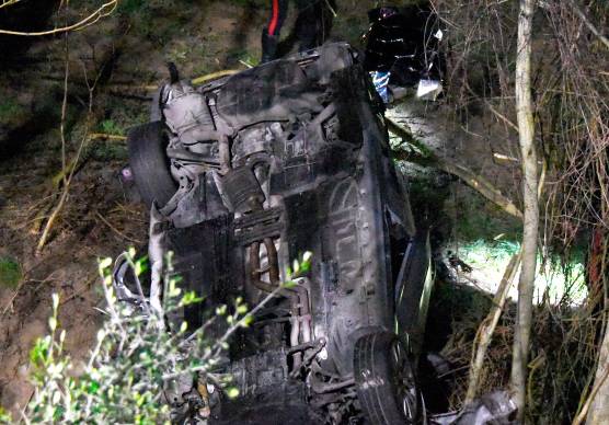 L’auto del ragazzo finita nella scarpata