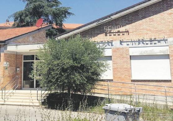 Rimini, dalla bidella Bertina all’ex alunno Missiroli: «La scuola Lambruschini festeggia 60 anni»